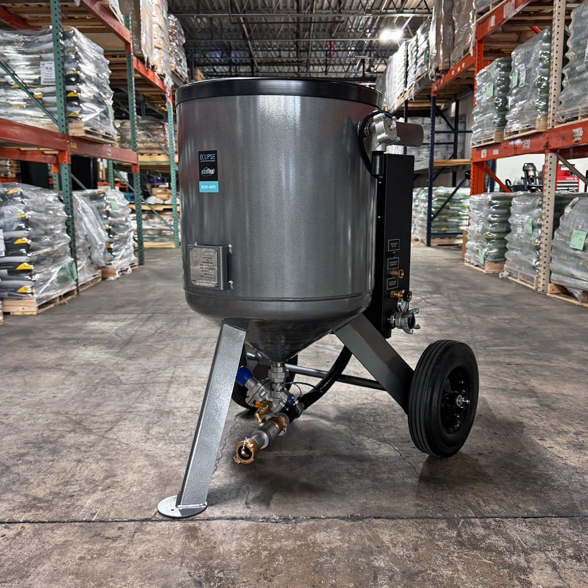 ECO-400 wet/dry blasting system in the ESCA warehouse